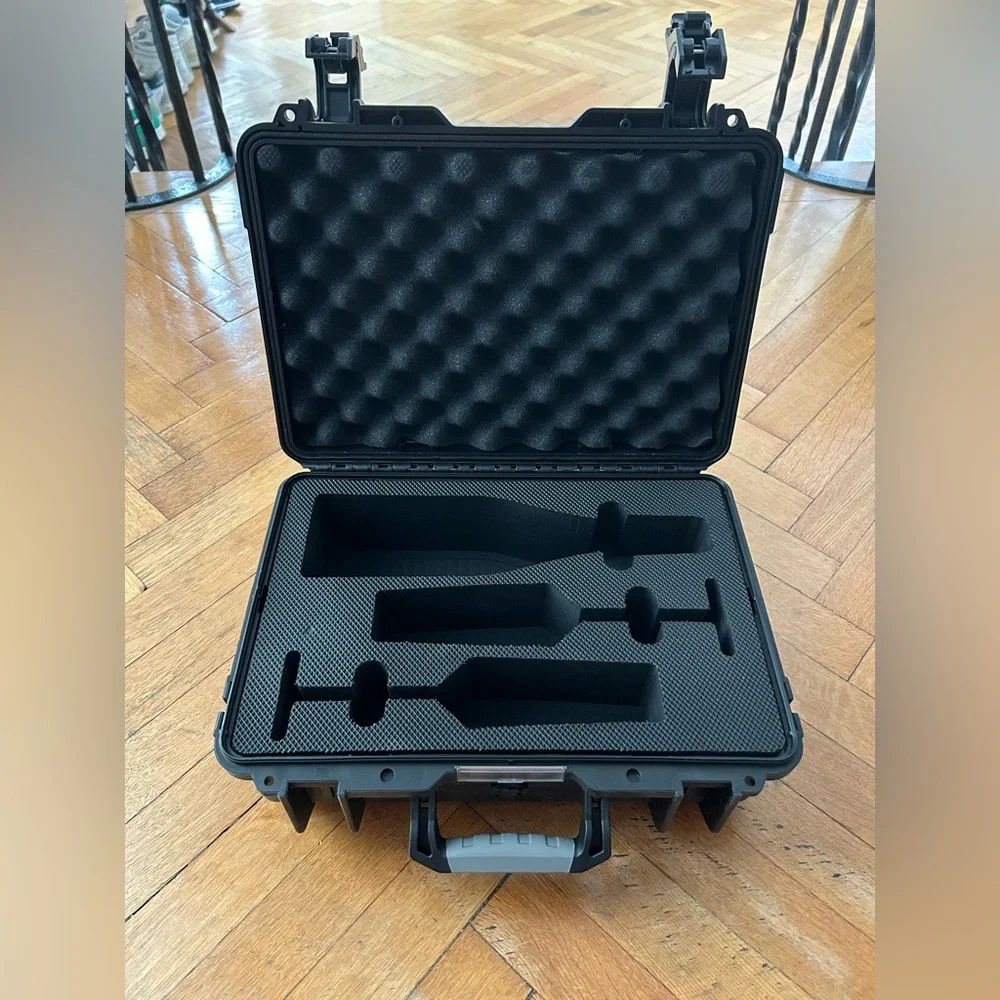 Heavy Duty Suitcase/Carrying Case - Great for Camera or Electronic Equipment!